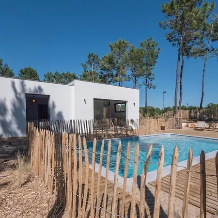 Sleeps 14 Pool Wifi Villa