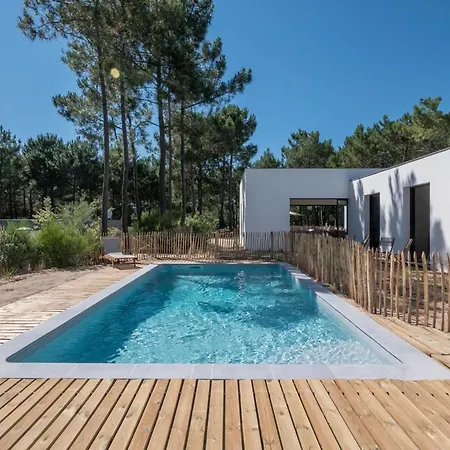 Sleeps 14 Pool Wifi Les Mathes